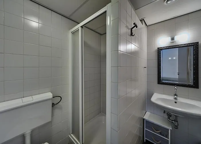 Апартаменты Meschermolen 10 Mesch